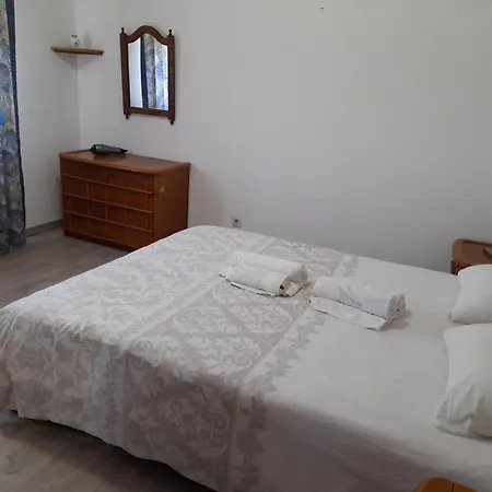 Belamandil Garden ,family Holidays ,caminho Do Torrejao Vakantiehuis *