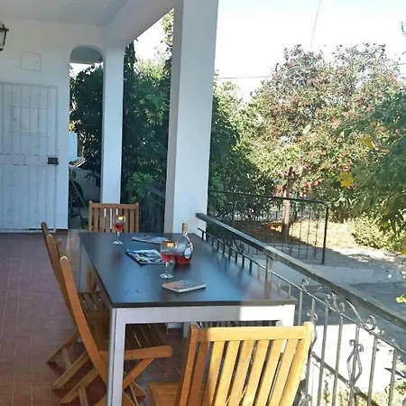 Belamandil Garden ,family Holidays ,caminho Do Torrejao Holiday home
