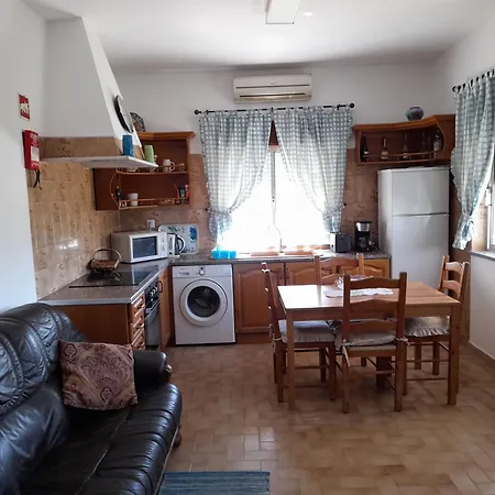 Belamandil Garden ,family Holidays ,caminho Do Torrejao Dom wakacyjny