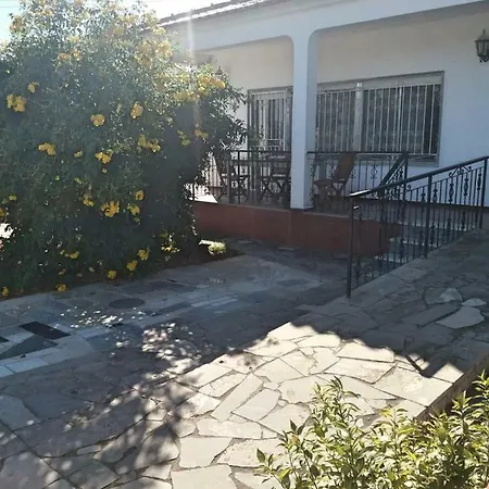Belamandil Garden ,family Holidays ,caminho Do Torrejao Дом отдыха *